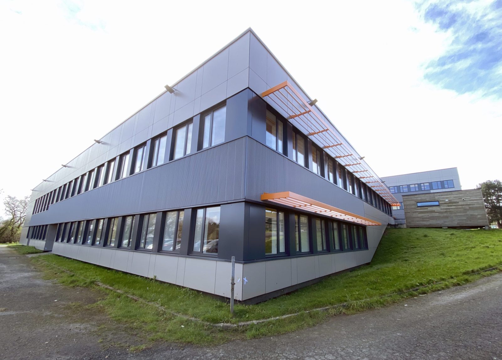 BREST-A-RONACH-3.jpg